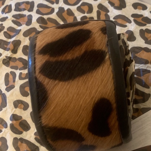 Clever Carriage Company Bangle - Picture 8 of 8